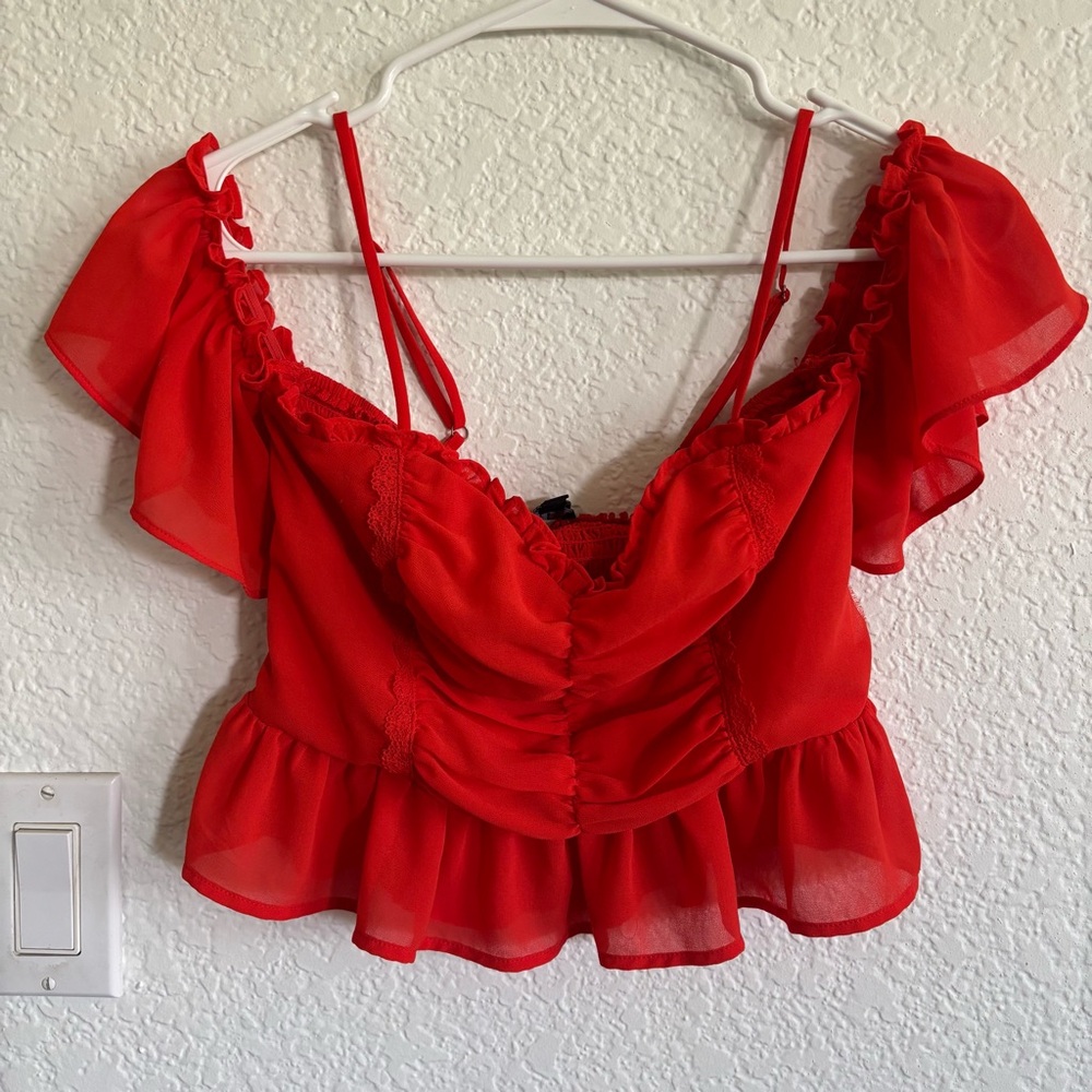 Elegant Women's Top - Picture 3 of 7